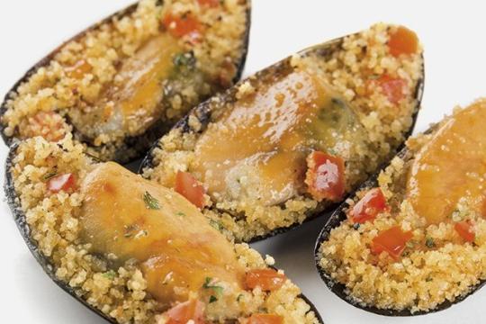 L’Innovation au Cœur de la Tradition: Moules Farcies à la Chapelure et à la Tomate